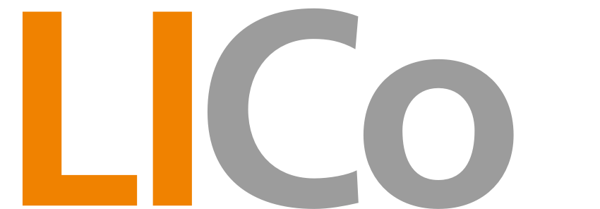 Das Bild zeigt die chemischen Elementsymbole 'Li' und 'Co', wobei 'Li' in orange und 'Co' in grau dargestellt ist. Diese Symbole stehen für die chemischen Elemente Lithium (Li) und Cobalt (Co). Die Kombination 'LiCo' wird oft als Abkürzung für Lithium-Cobalt-Verbindungen oder -Batterien verwendet, zum Beispiel Lithium-Cobalt-Oxid (LiCoO₂), das als Material in Lithium-Ionen-Akkus genutzt wird.